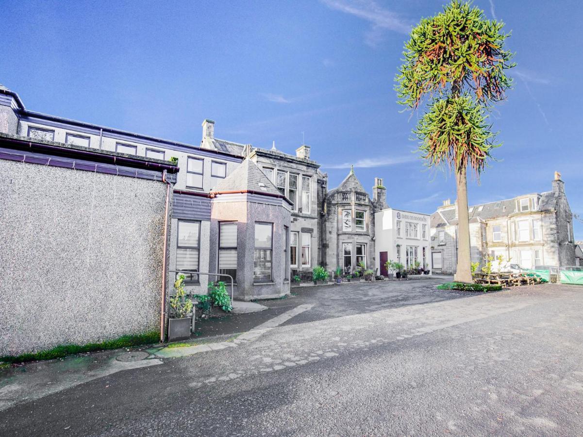 Drummonds Hotel Glenrothes Exterior photo